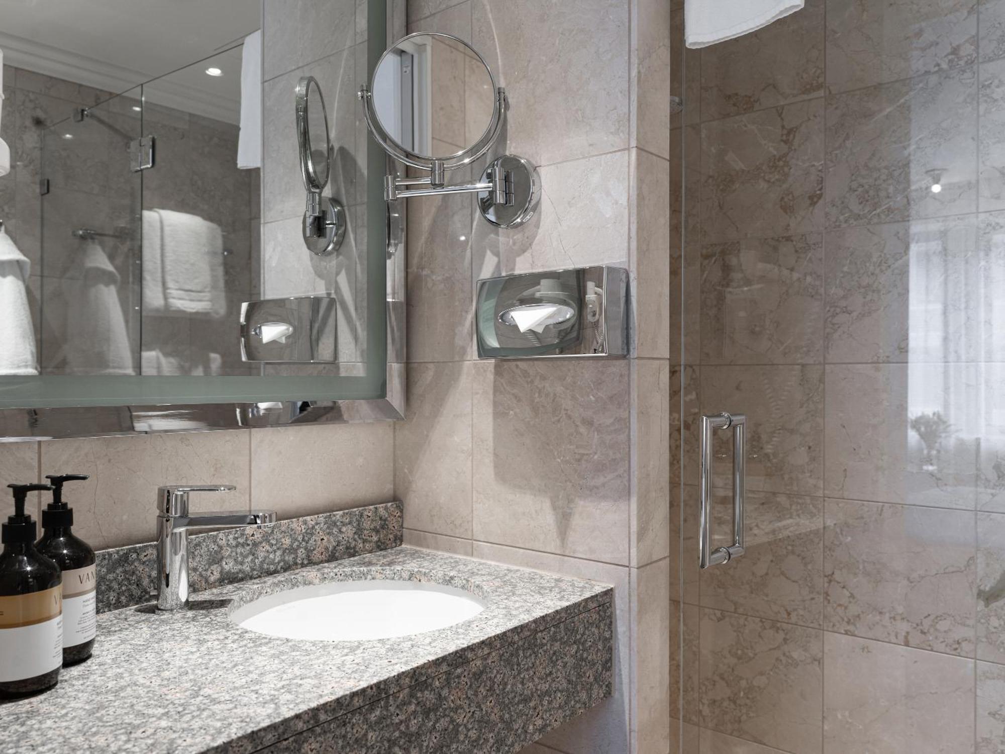 Elite Eden Park Hotel Стокгольм Экстерьер фото